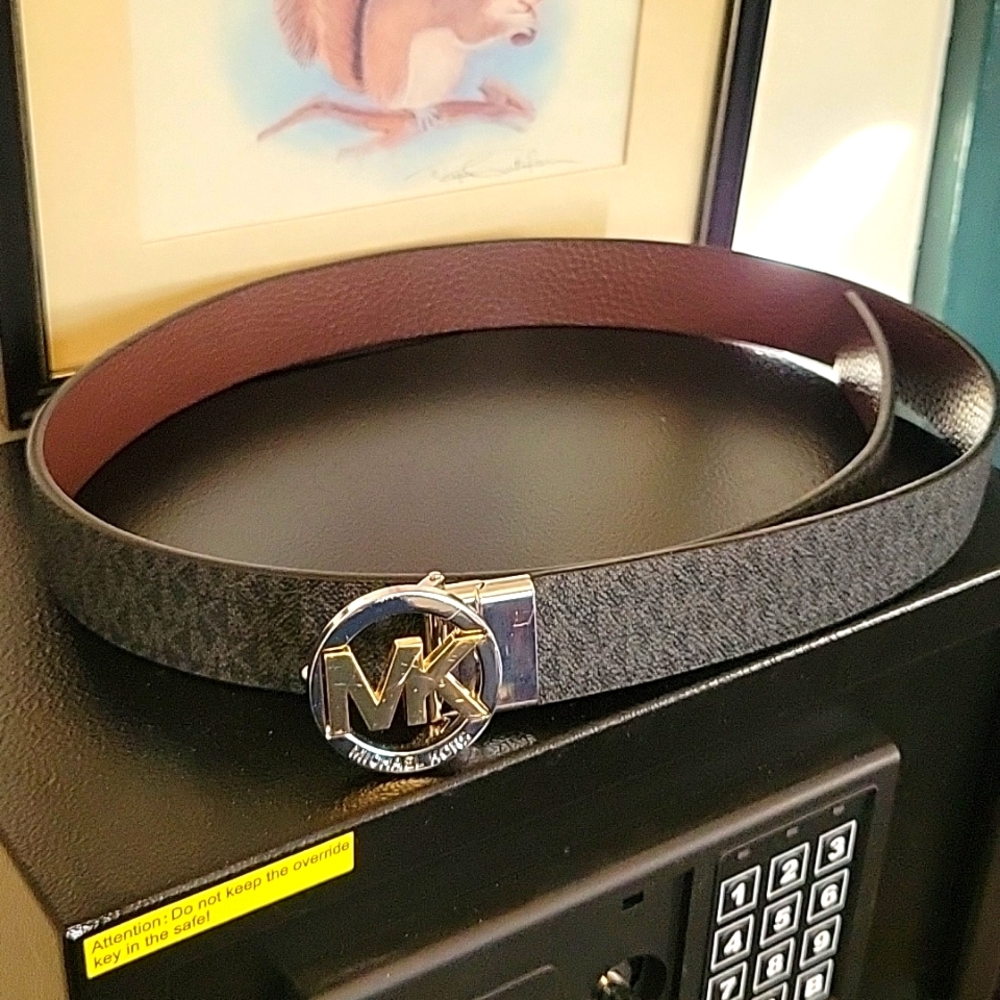 Michael Kors belt